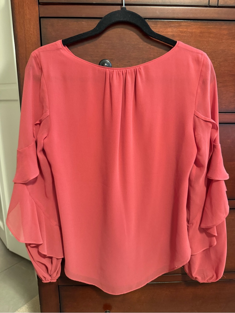 White House Black Market Coral Ruffle-Sleeve Blouse